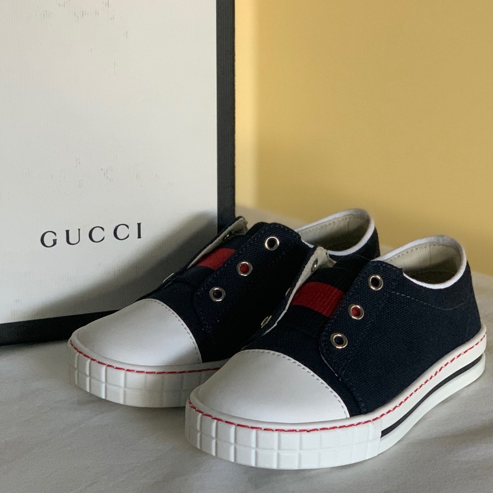 Gucci Toddler Sneakers- Navy/White with box